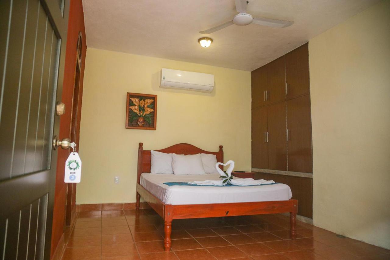 Navieros Rooms Bacalar Exterior photo