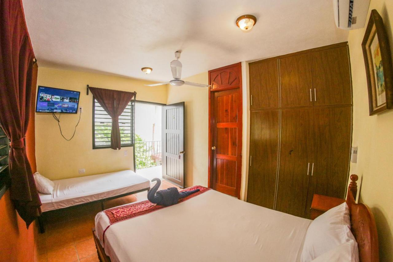 Navieros Rooms Bacalar Exterior photo